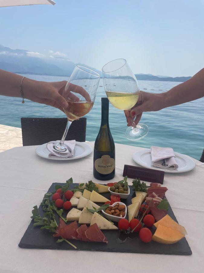 Hotel Azzurro Херцег Нови Екстериор снимка