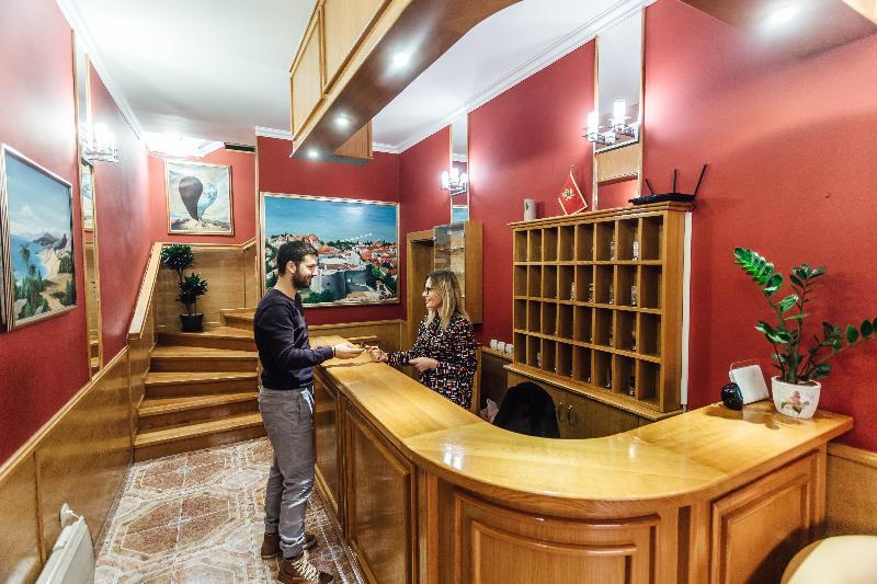 Hotel Azzurro Херцег Нови Екстериор снимка