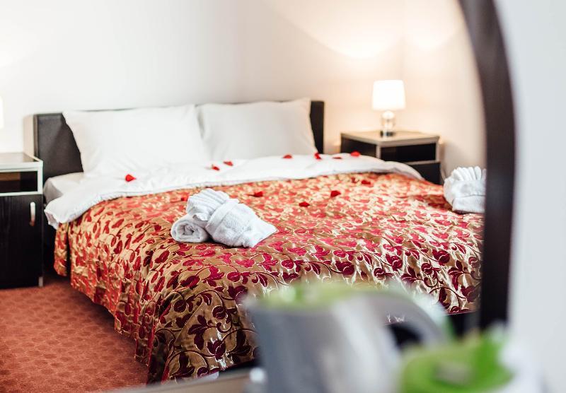 Hotel Azzurro Херцег Нови Екстериор снимка